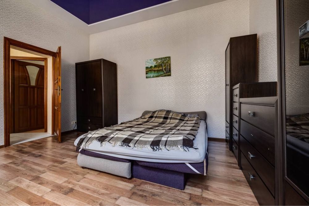 Продаж 1 к квартири в центрі міста. Вул. Дорошенка.