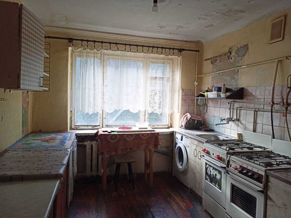 H S2 Продам гостинку метро Армейская