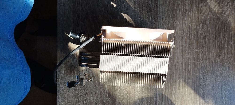 Активний кулер Noctua NH-U12P, срочно