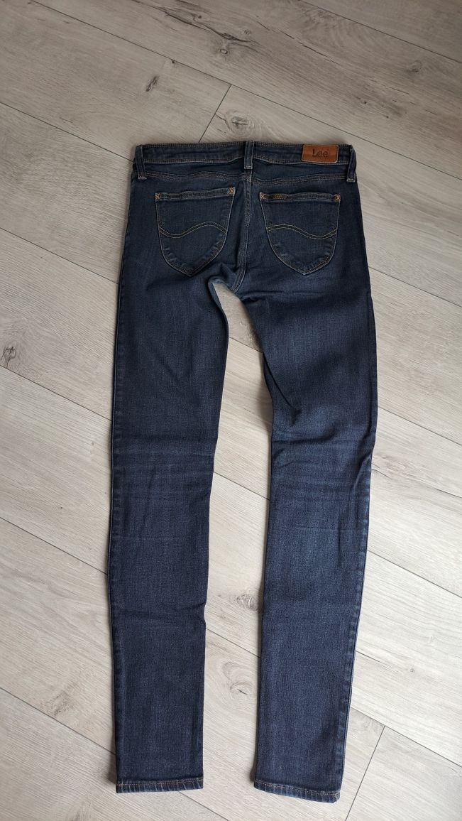 Lee Toxey spodnie damskie jeans rurki skinny W26 XS