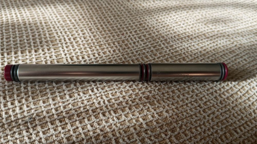 Antiga caneta de coleção Waterman de tinta permanente Cerveja Sagres