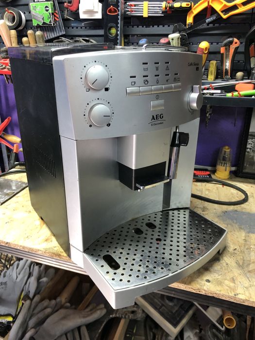 Кофемашина AEG Electrolux