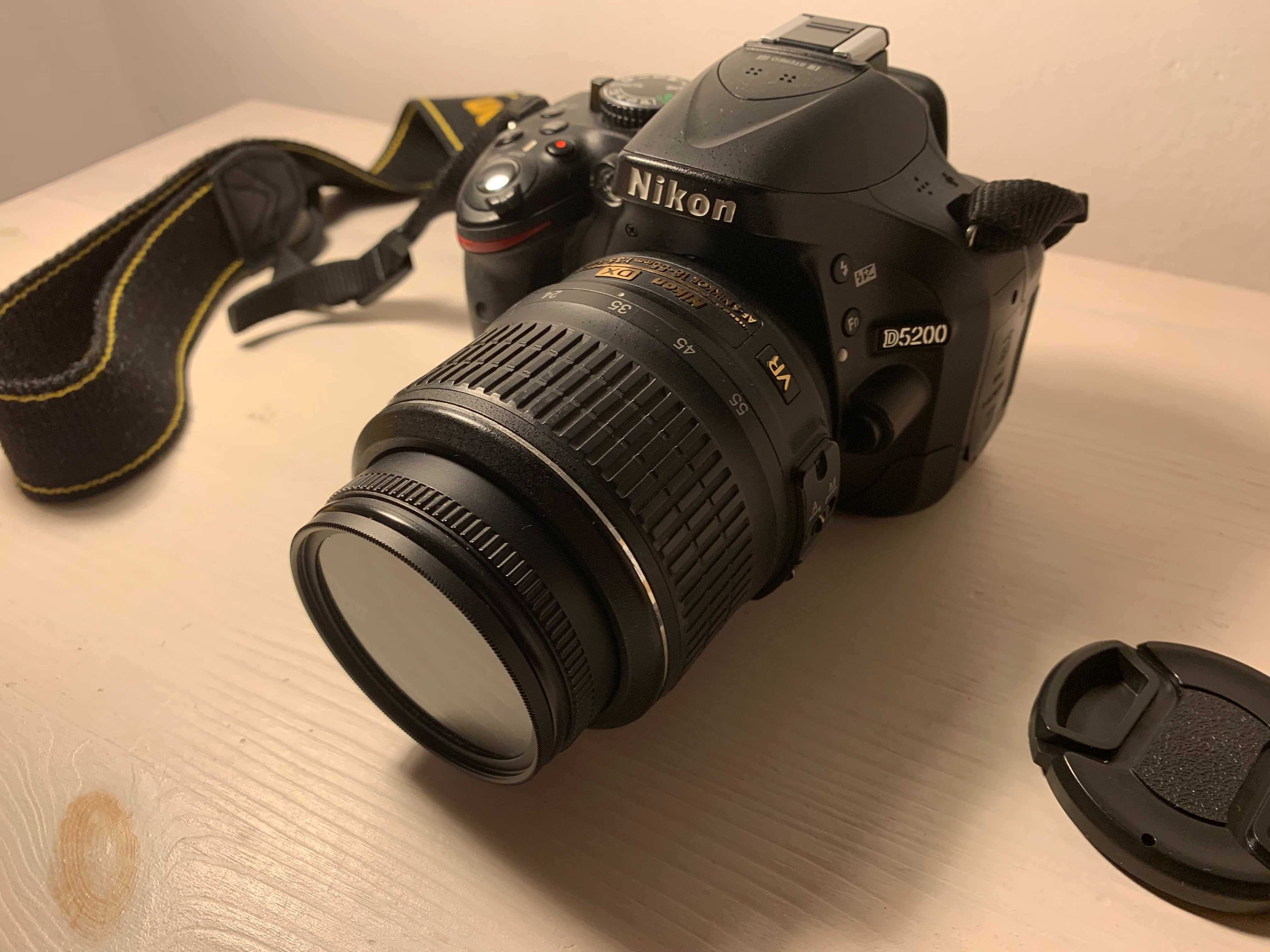 Lustrzanka Nikon D5200 wraz z obiektywem Af-S Nikon 18-55, zestaw.