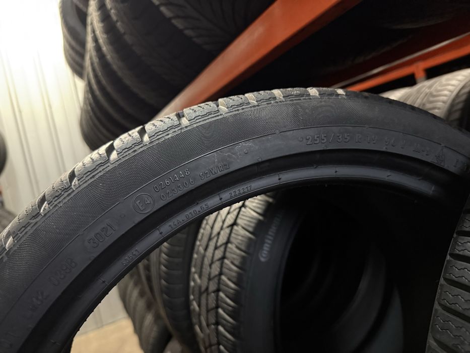 255/35 295/30 r19 Continental