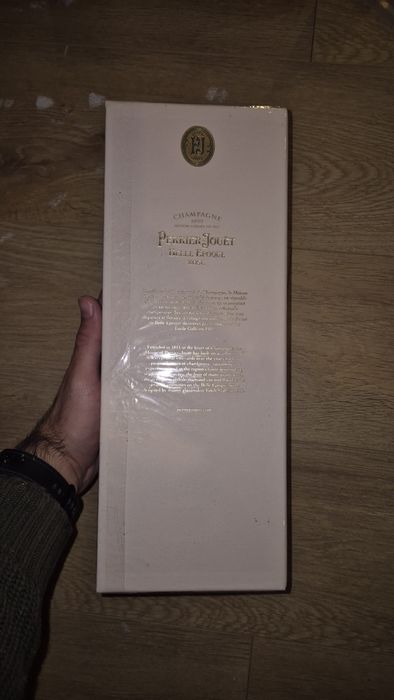 Perrier Jolet Rose 2006
BELLE 2