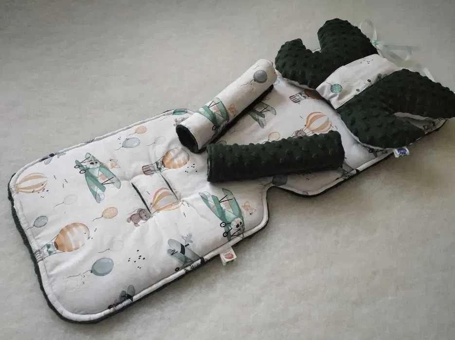 Wkładka do wózka + Motylek + Ochraniacze na pasy