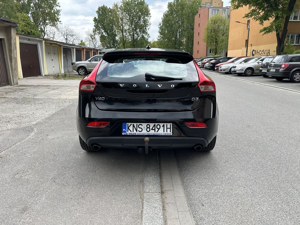 Volvo V40 D3 2013 ZADBANE!!