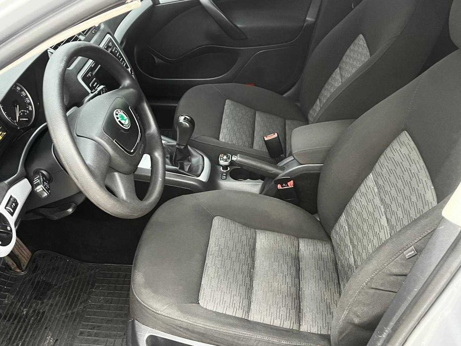 Шкода Октавия A5 FL 1,6 Універсал 2009 Рестайлинг 2 поколение