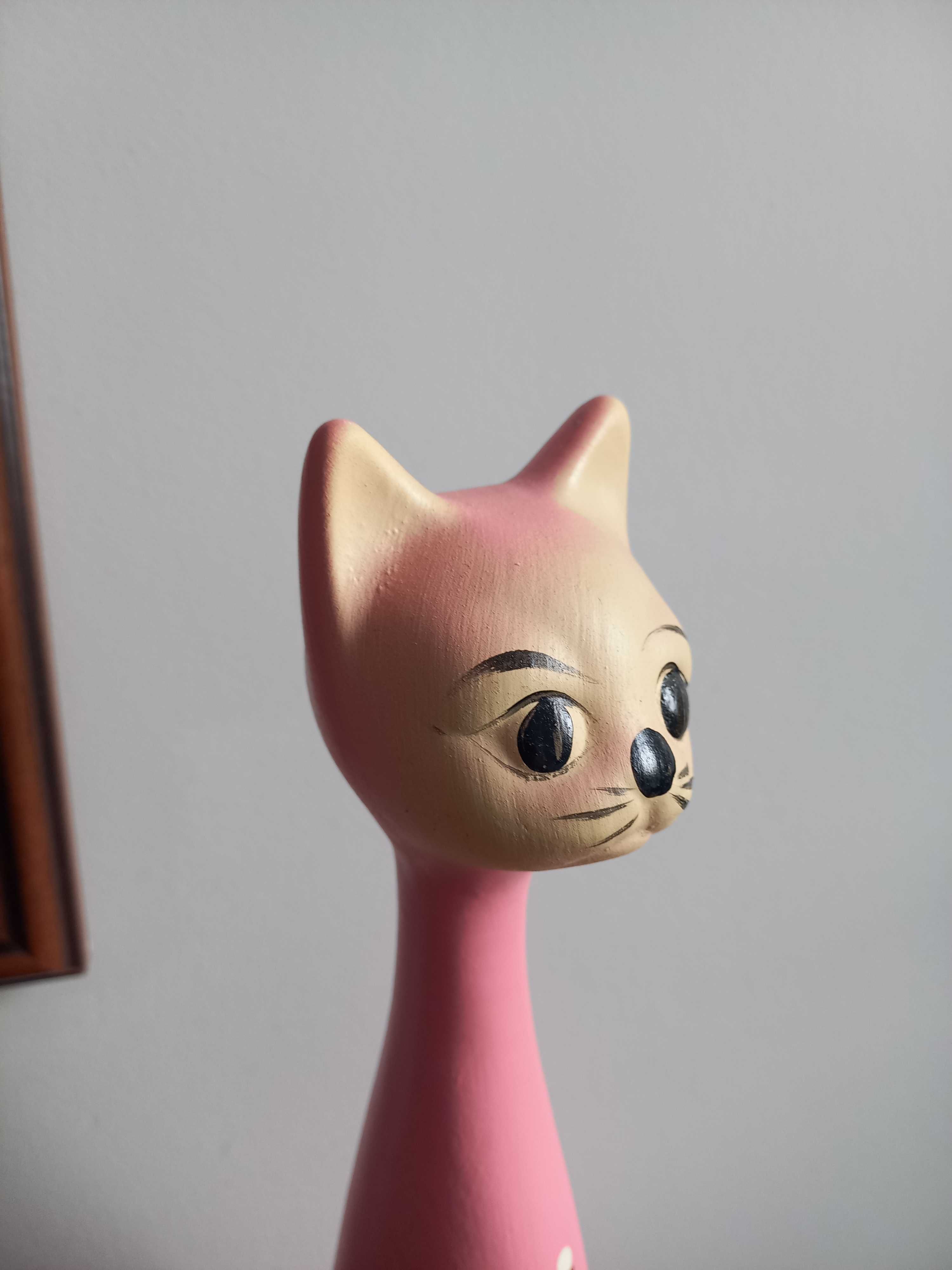 Skarbonka różowa kot