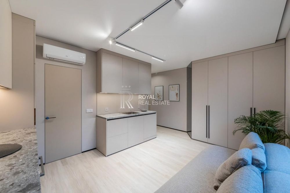 Продаж квартири Київ 2к 43м2 ЖК Новопечерська Вежа вул Михайла Бойчука