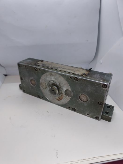 Советский повышающий понижающий редуктор 1:15 1:20 1:300 оборотов ссср