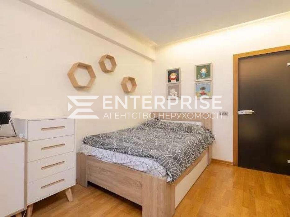 Продаж 3к квартири, Печерськ, бульвар Л.Українки