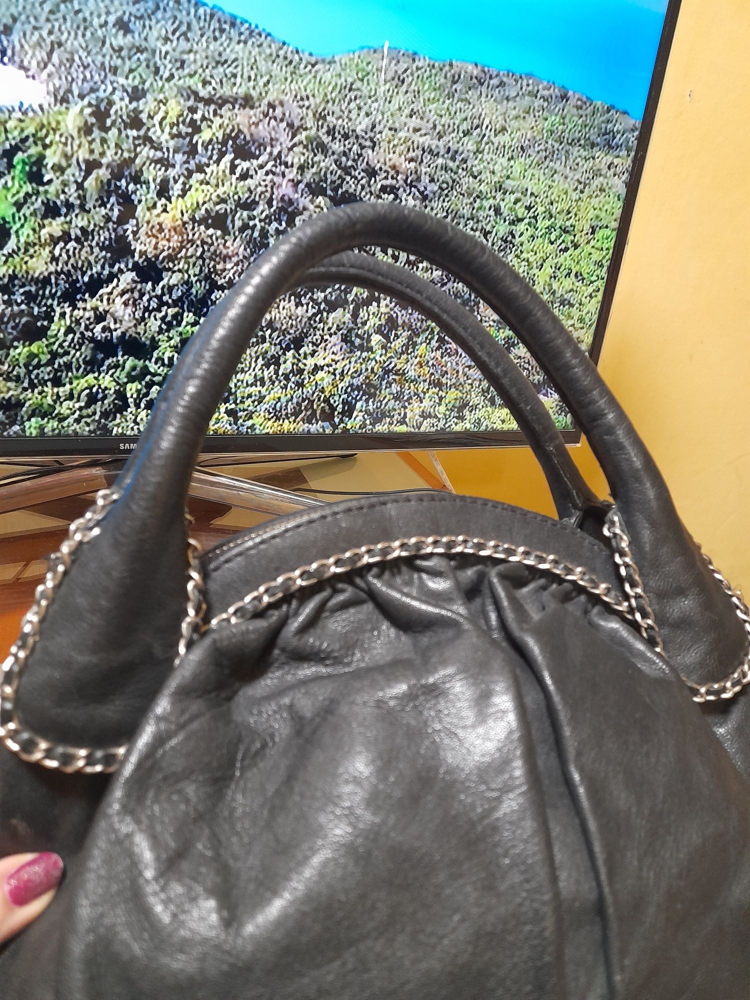 Продам шкіряну сумку River island