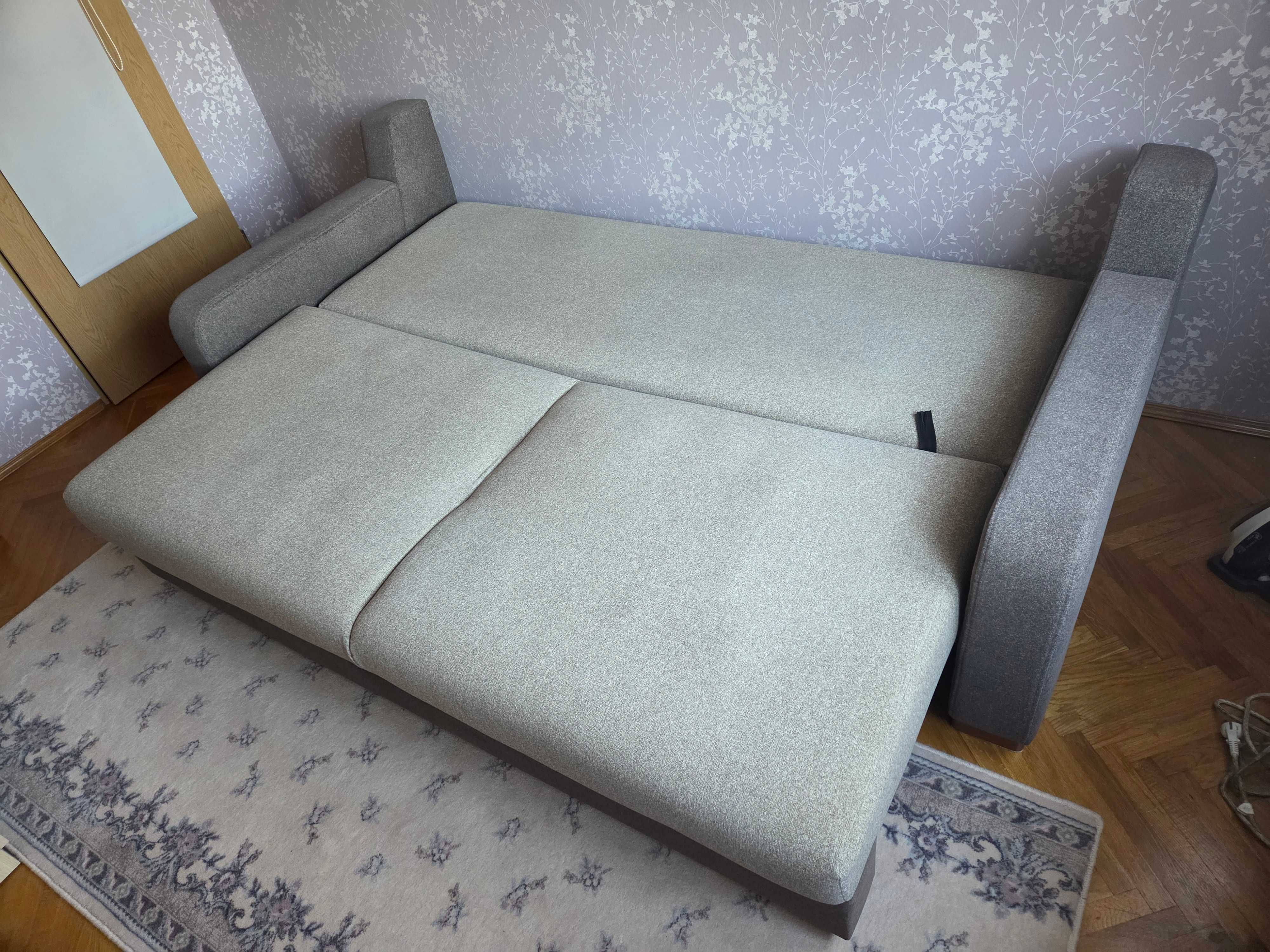 Sofa rozkładana z funkcją spania