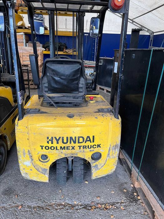 Wózek HYUNDAI elektryk