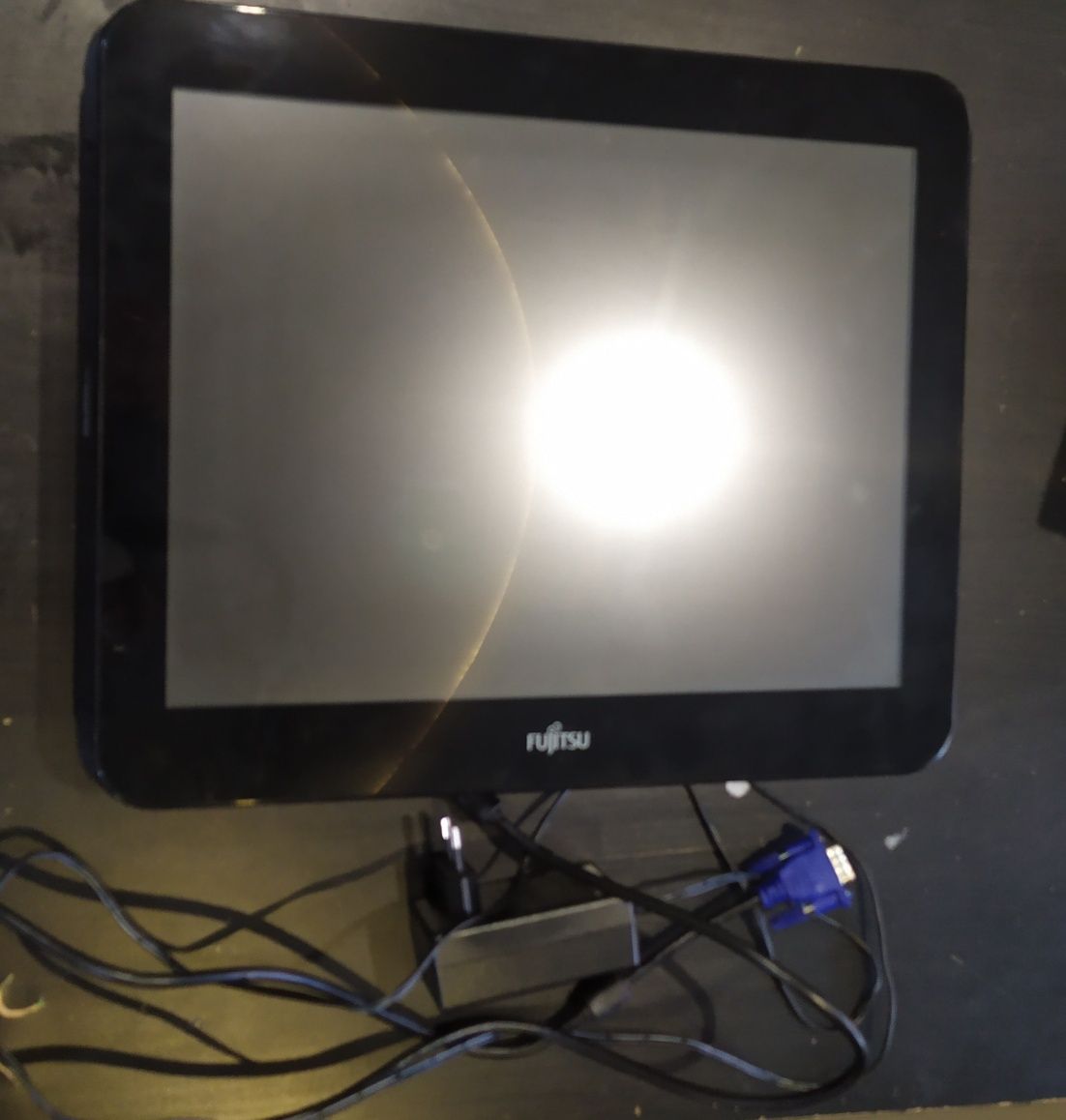 Monitor Fujitsu LCD 15"