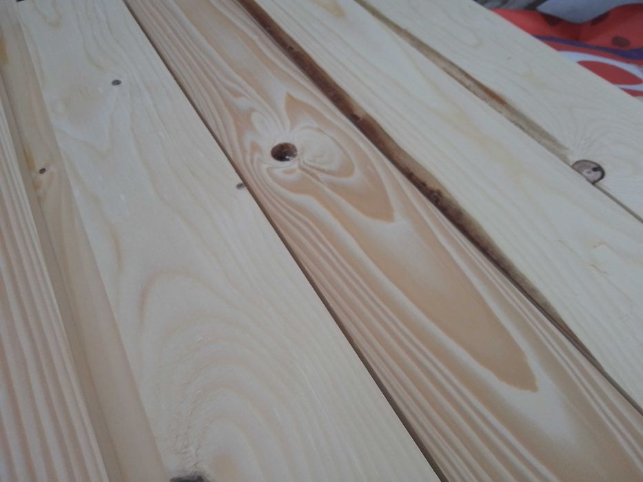 Deska heblowana 130x9 cm, świerk, nowa