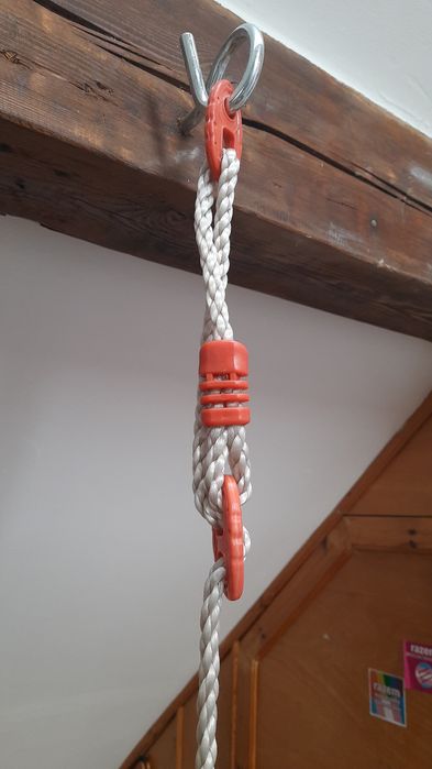 Huśtawka okrągła plastikowa typu talerzyk