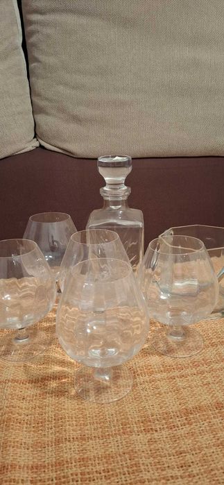 Conjunto 1 Garrafa de uísque + 1 balde gelo + 5 taças de balão