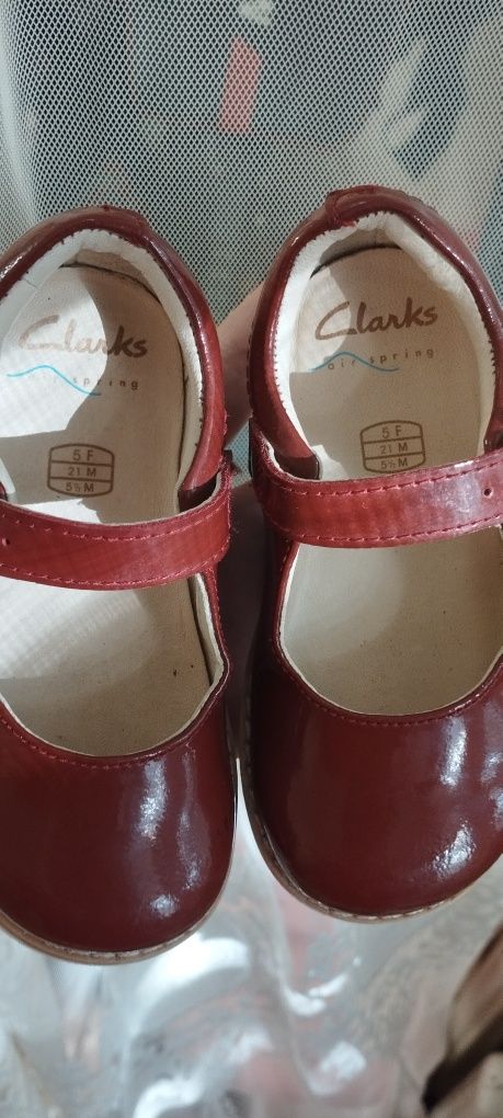 Кларкс туфлі лакові 21 Clarks гарні