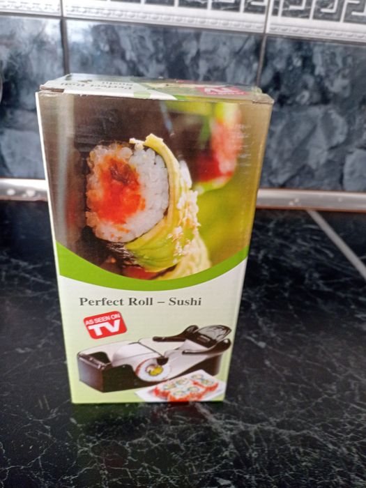 Машинка для приготування суші