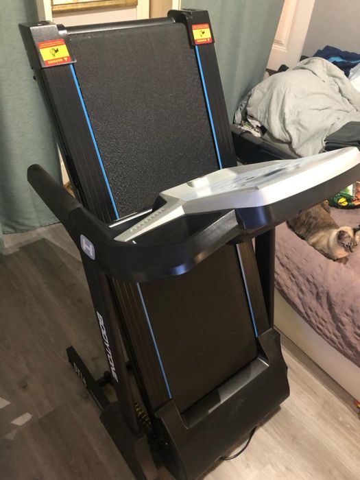 Passadeira novissima, pouco, usada, com livro de instrucoes