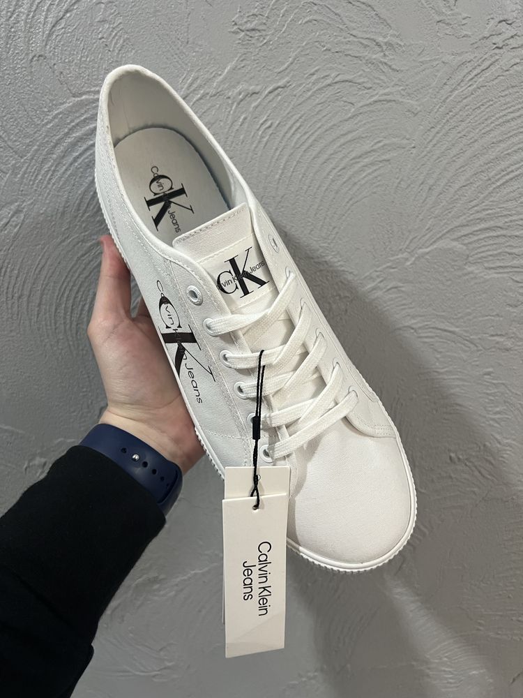 ОРИГІНАЛЬНЕ взуття/Кросівки/Кеди Calvin Klein Jeans