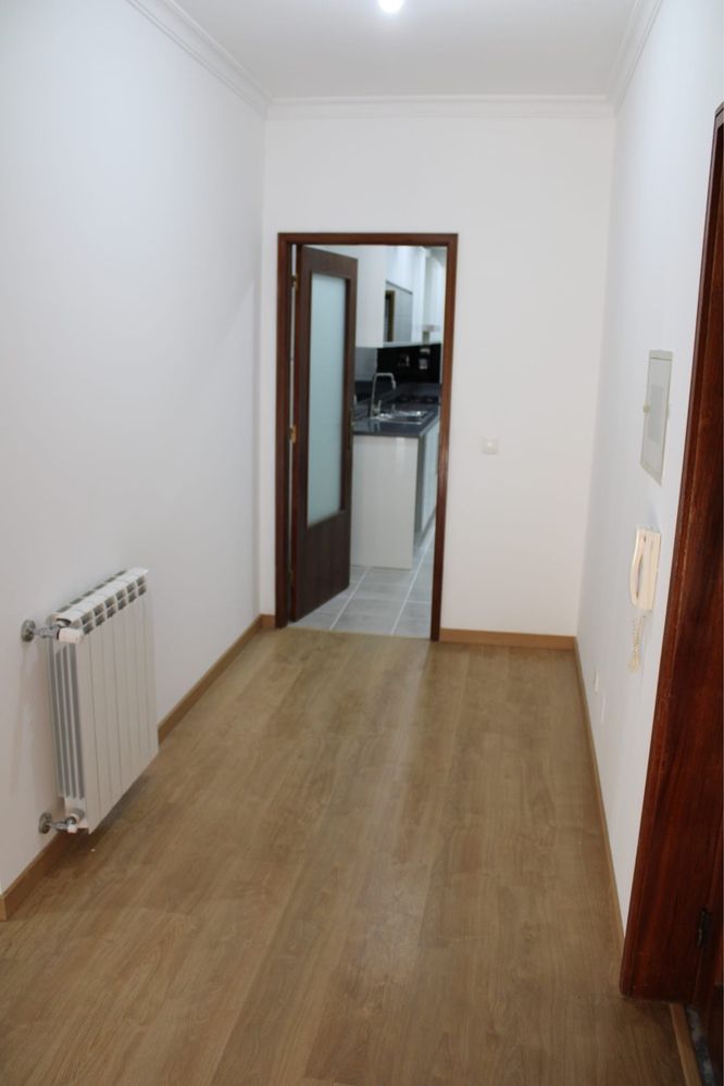 Amarante: T2, 96 m² + Box  – 550€