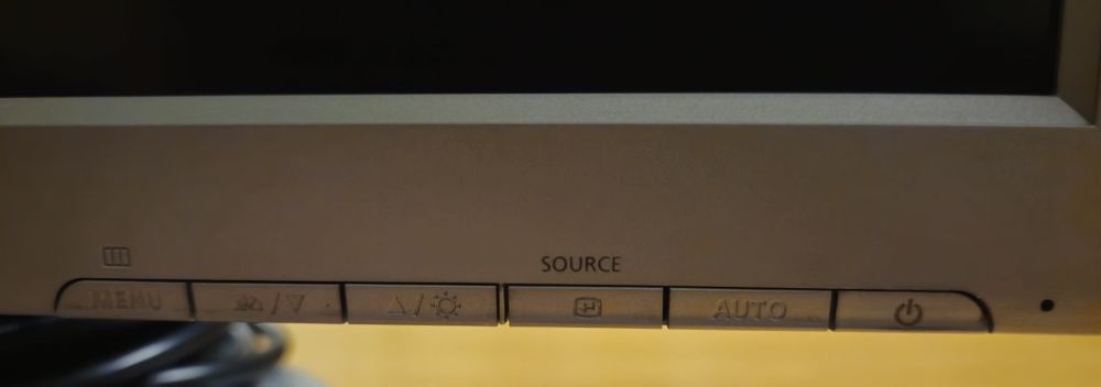 monitor Samsung SyncMaster 910T