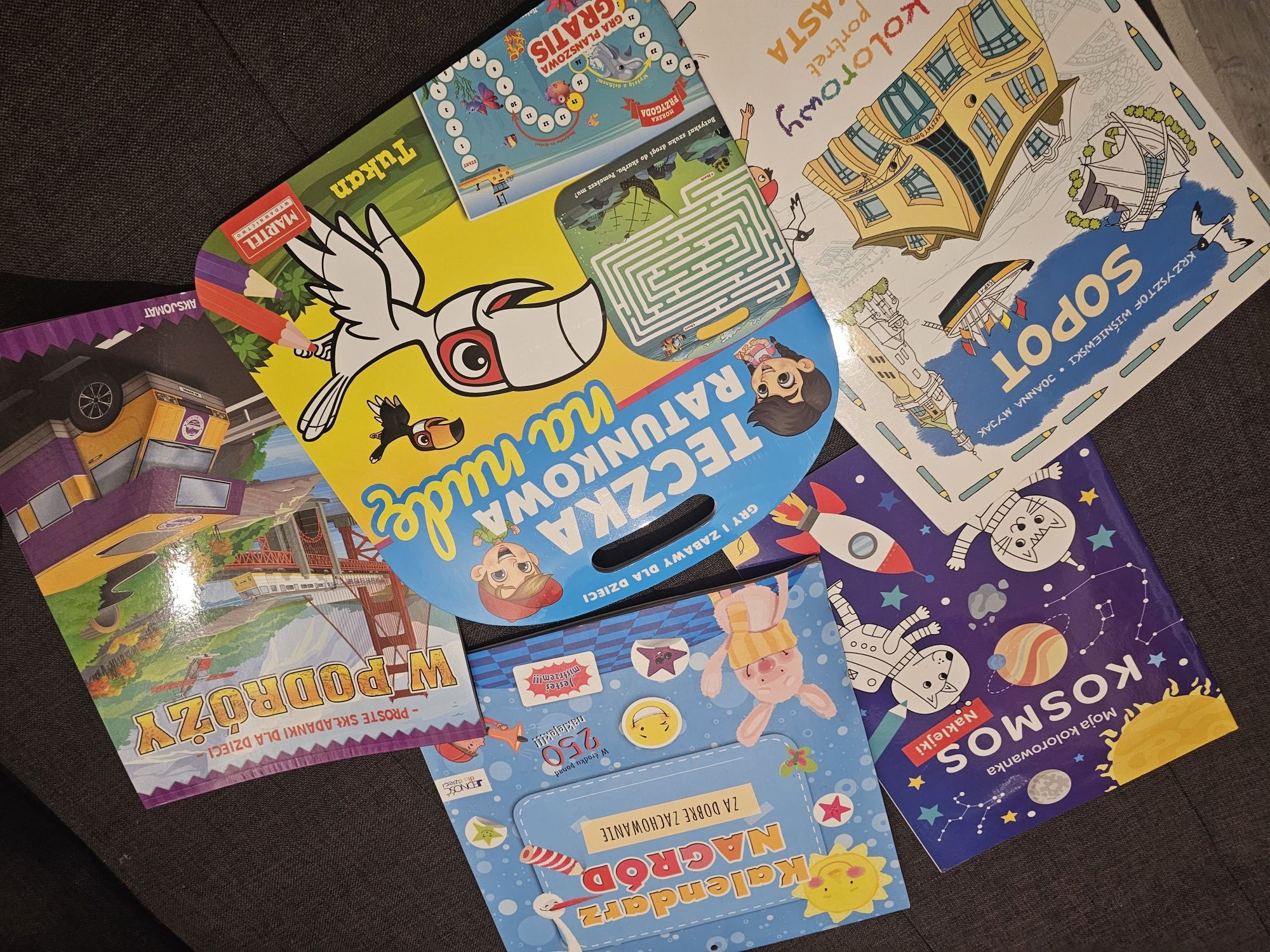 Mix zestaw kolorowanek dla dzieci edukacyjne zabawa teczka