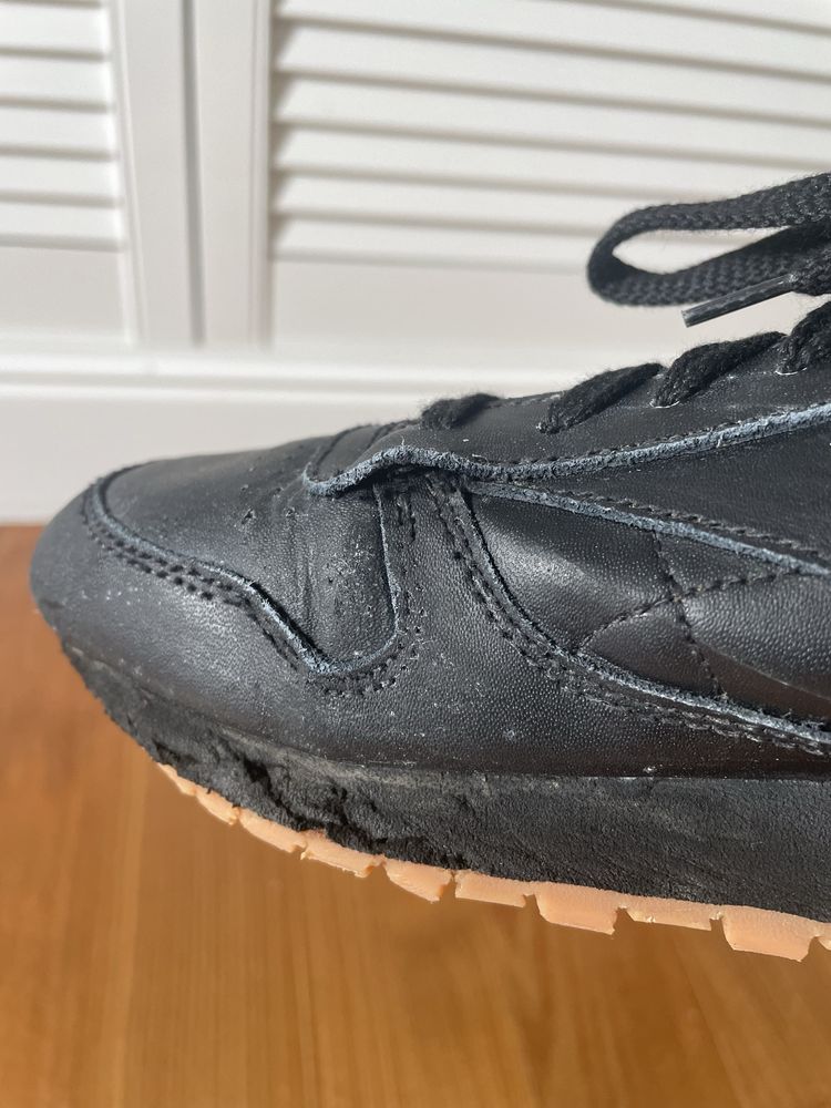 Półbuty skórzane dla chłopca Reebok Classic rozmiar 35