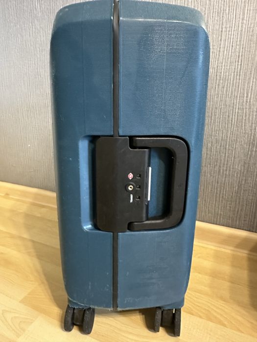 Синя валіза «lojel»