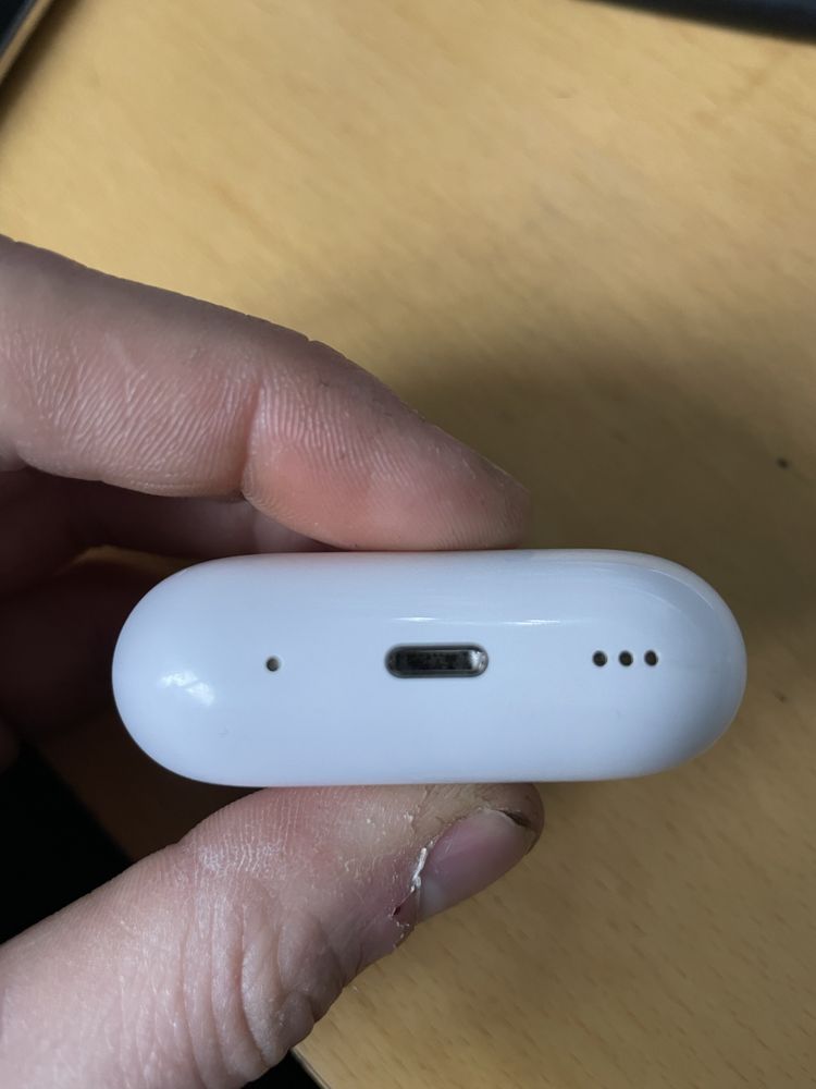 Airpods Pro 2 оригінал кейс