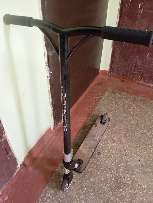 Продам дитячий самокат