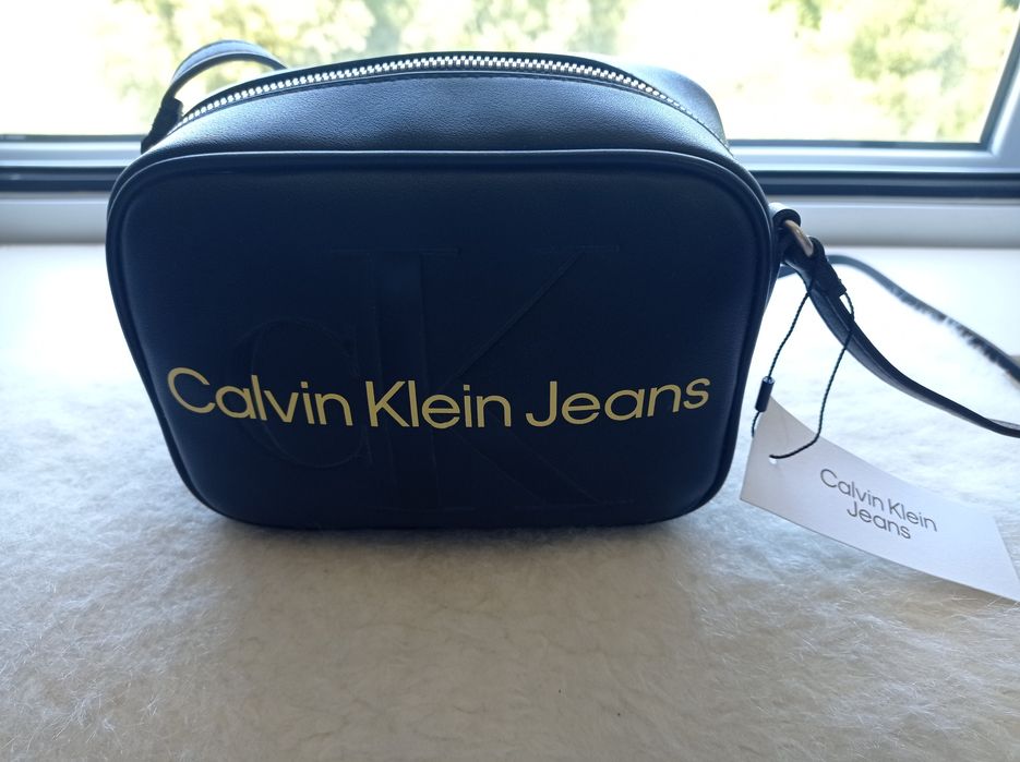Mala Calvin Klein original nova com etiqueta
