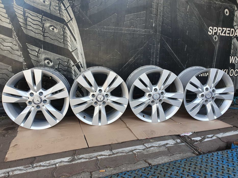Felga aluminiowa Mercedes-Benz OE MERCEDES C W204 R17