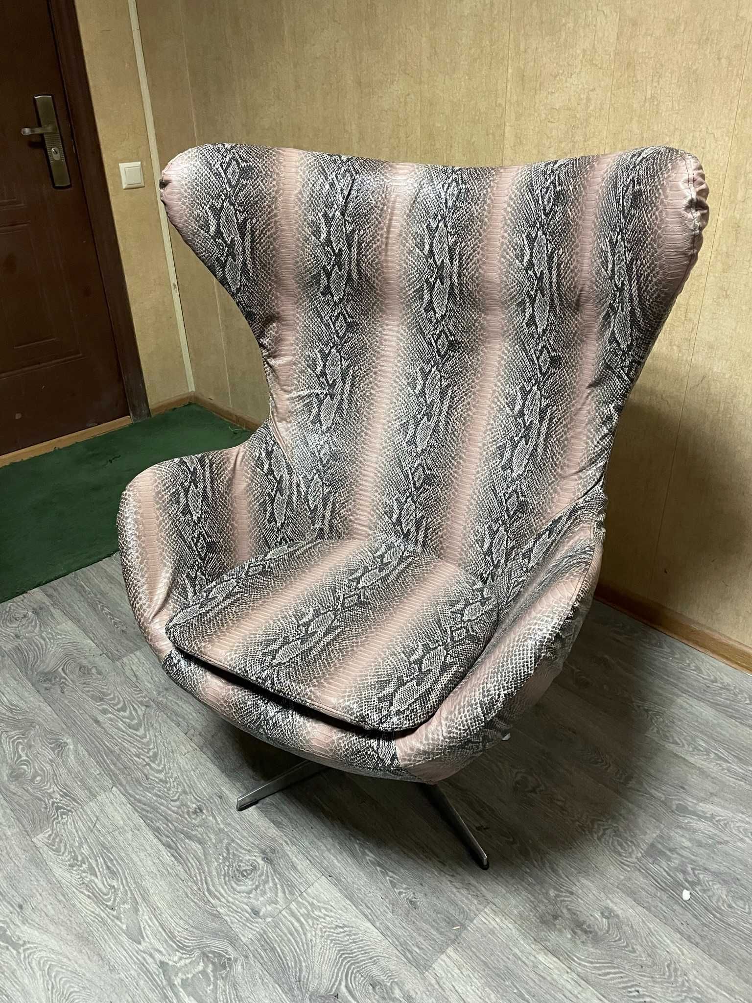 Кресло дизайнерское "СoolАrt" ,бу