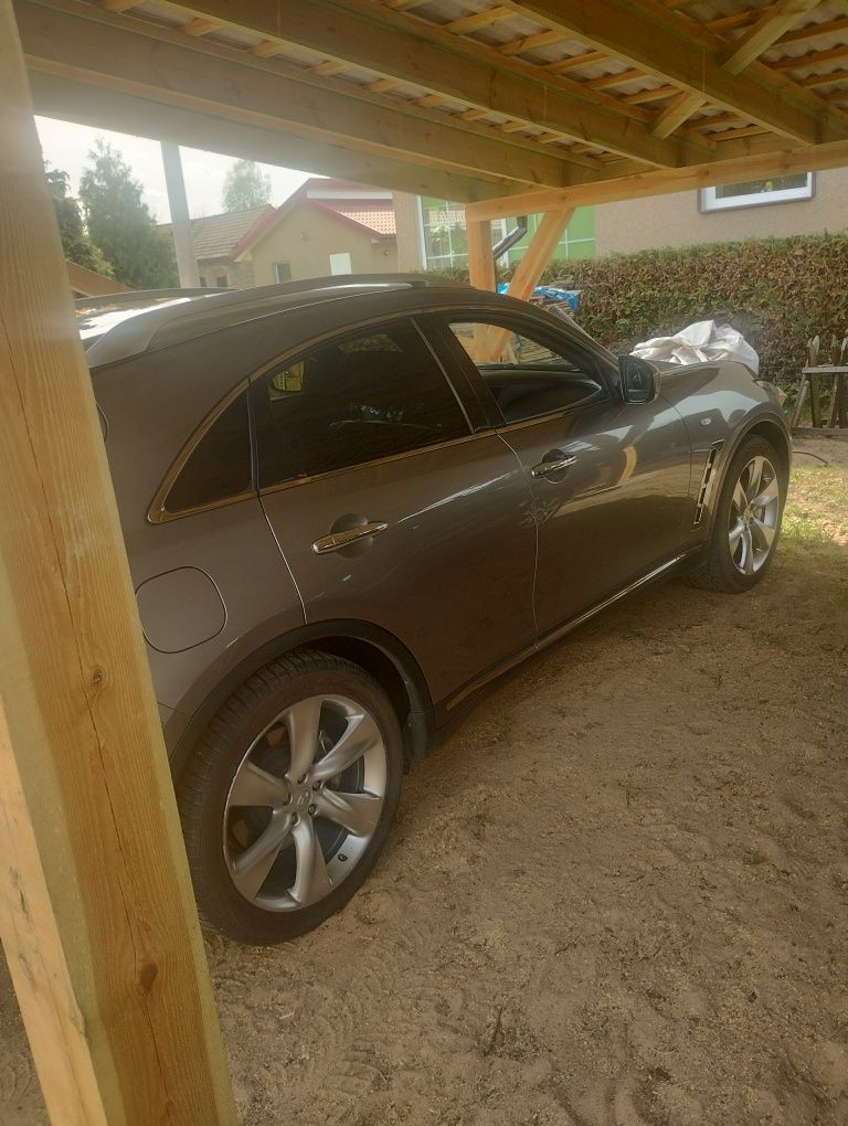 Sprzedam Infiniti FX 37S