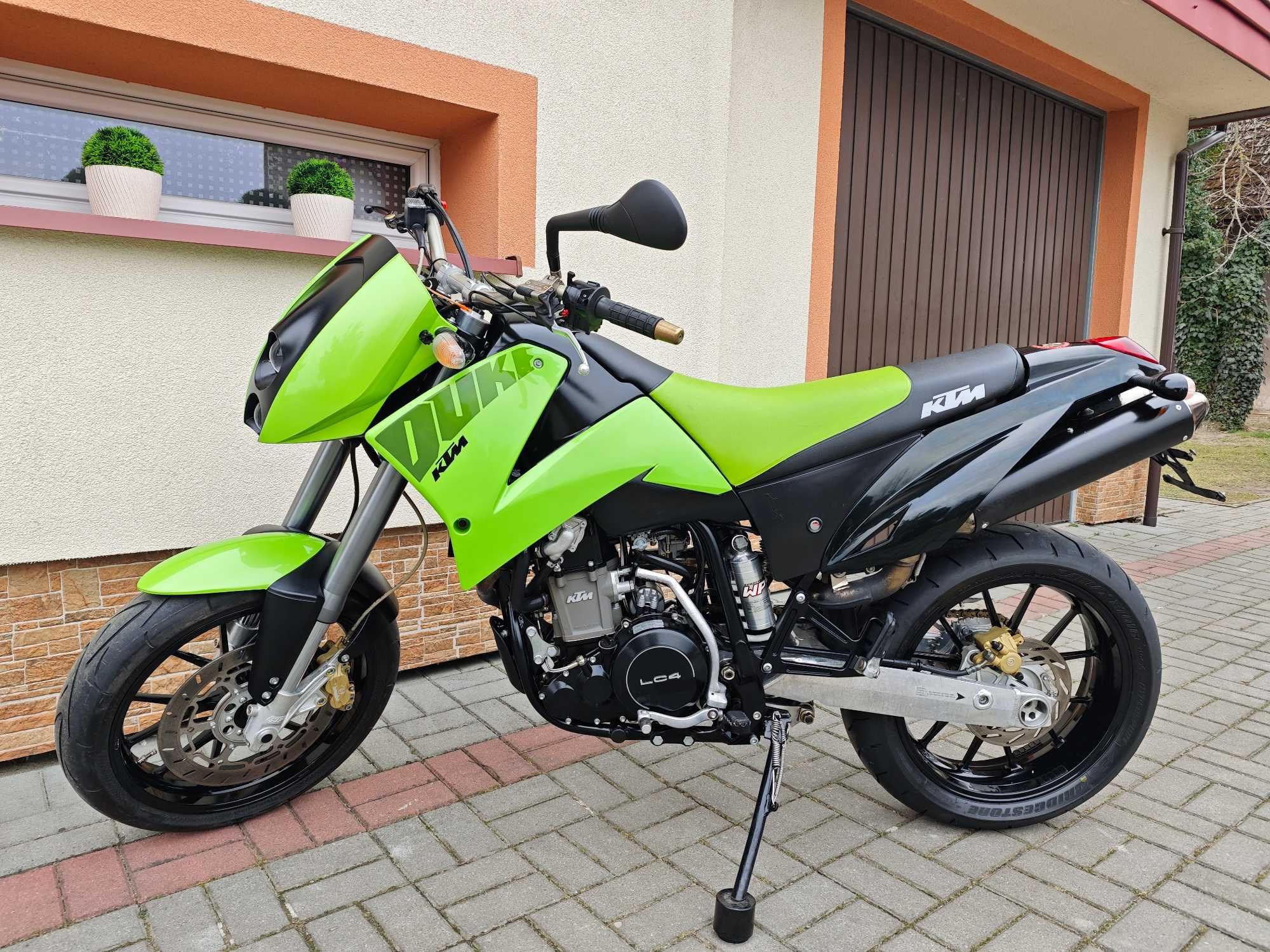 KTM 640 LC4 DUKE II Lime Green Limited Edition Supermoto