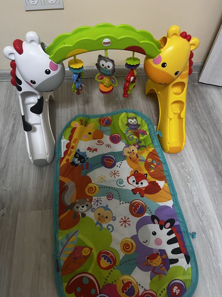 Fisher Price. Килимок для розвитку, музична арка для підтримки