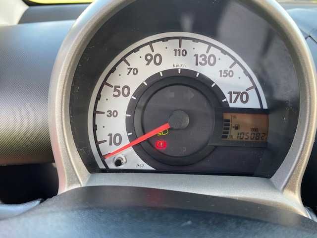 Toyota Aygo 1.0 2011 rok
