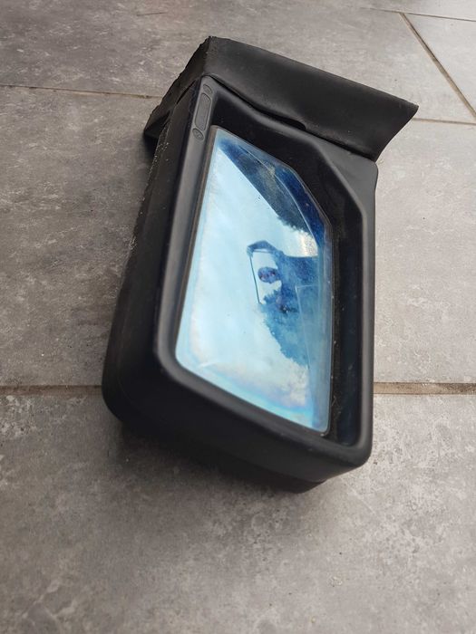 Lusterko prawe mercedes W126 se sec 2 seria