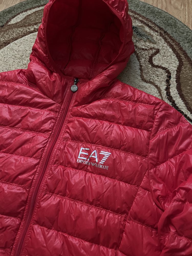 Куртка emporio armani ea7