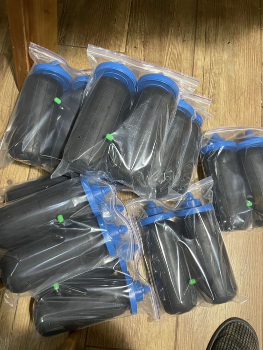 Пневмоподушки, пневмобалоны еластичні,утолщені на Ваз та іномаркі