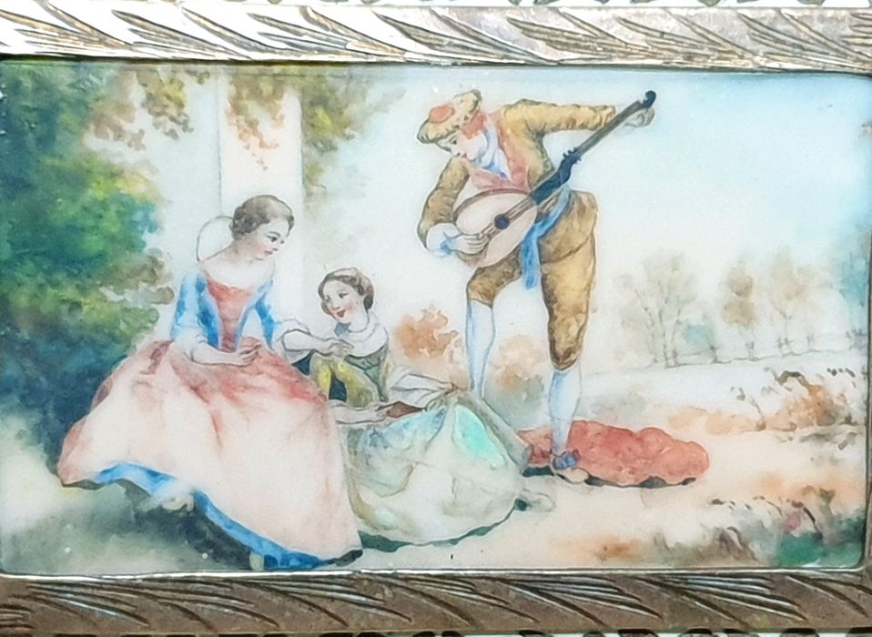 Maravilhosa antiga caixa de rapé italiana com pintura à lupa