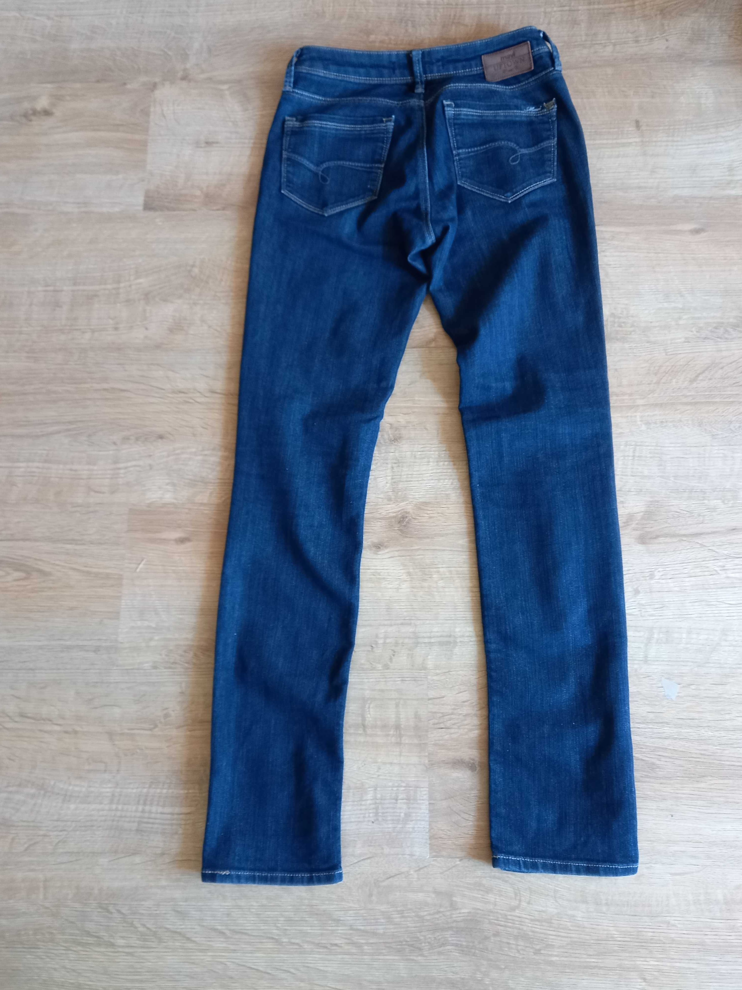 Spodnie jeansy 26/32