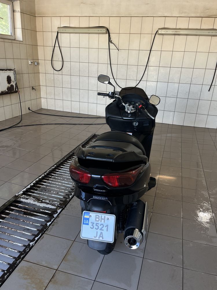 Honda forza 250 mf08