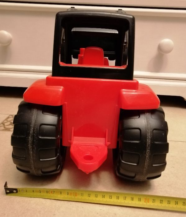 Traktor/traktorek/koparka – zabawka duża - stan bardzo dobry.