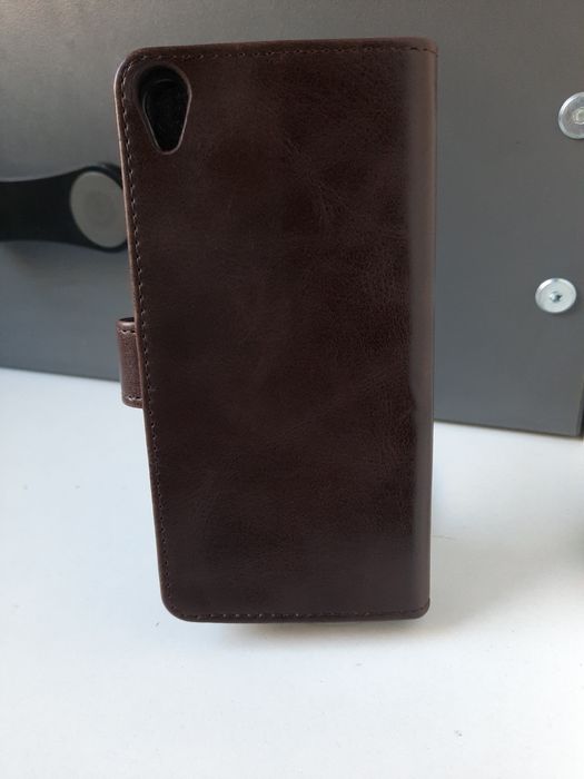 Etui na Sony Xperia Z3 zamykany marka Mulbess