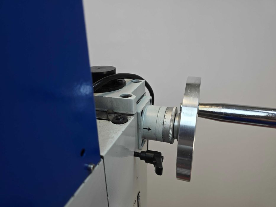 Фрезерно-сверлильный станок DM38VL 840х210 1500вт JpAuto Industrial